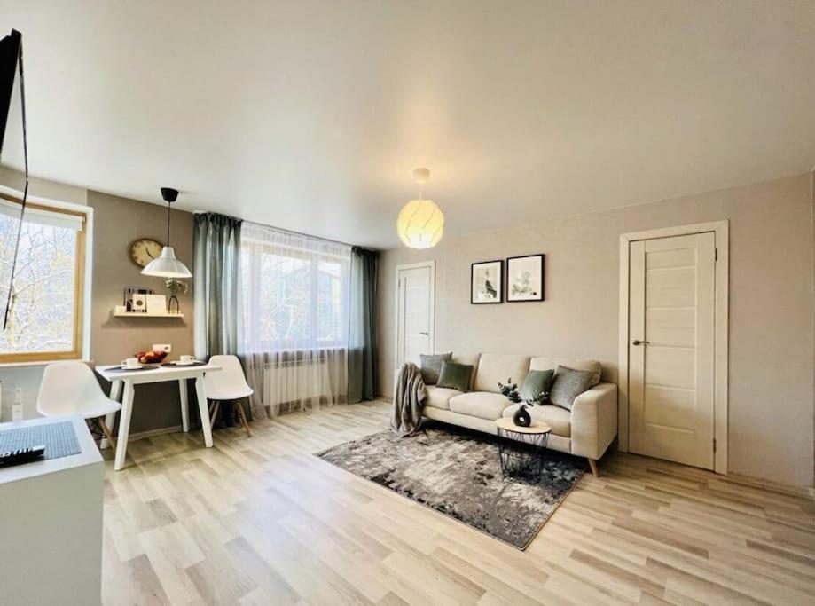 Comfort Apartment In Narva City Center Экстерьер фото