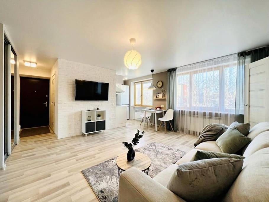 Comfort Apartment In Narva City Center Экстерьер фото
